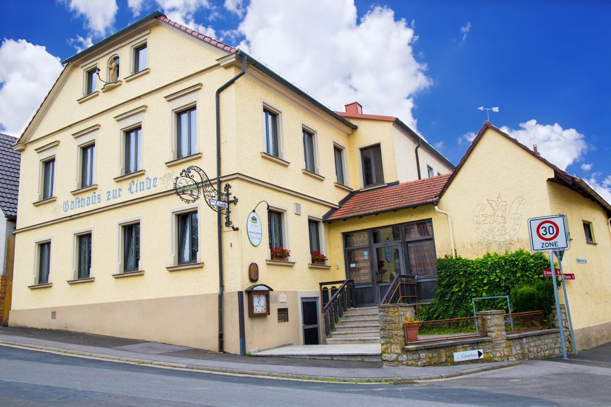 Hotel Zur Linde Gaedheim Экстерьер фото